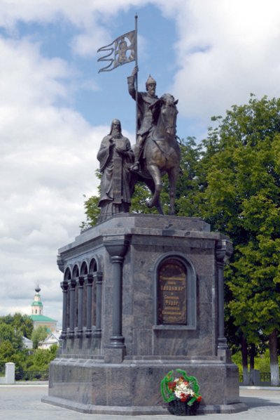 Памятник крестителям Владимирской земли,Памятник,Владимир