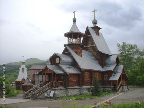 Церковь Макария Алтайского Глухарева в Горно-Алтайске,Православный храм,Горно-Алтайск