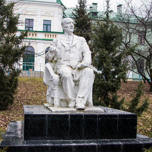 Памятник Ивану Владимировичу Мичурину