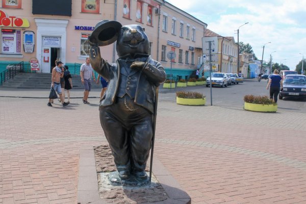 Памятник Бобру,Памятник, скульптура,Бобруйск
