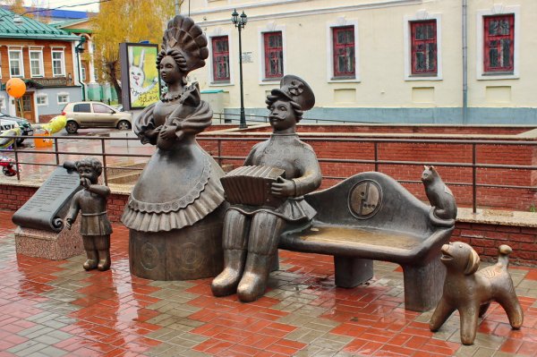 Скульптура Семья Monument Family,Памятники культуры,Киров