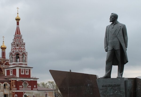 Памятник Леониду Красину