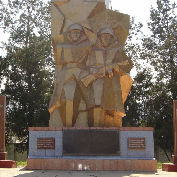 Памятник победы в Великой Отечественной Войне 1941-1945 гг