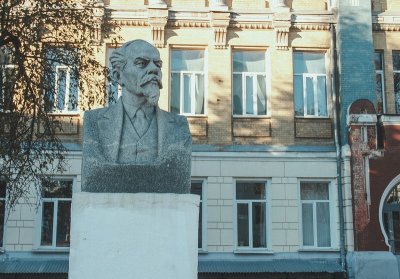 Памятник Лебедеву-Полянскому,Памятник,Владимир