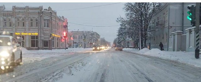 Азовские зарисовки - Радовались снегу, забыли, что в нашем городе это одно из многих бедствий