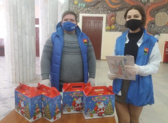 В Ростовской области прошла Елка желаний для особенных детей