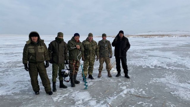 Спасаем рыб от Замора. Новости с водоёмов Караганды сегодня зима 2022 года.