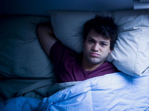 Исследование: из-за глобального потепления люди стали меньше спать