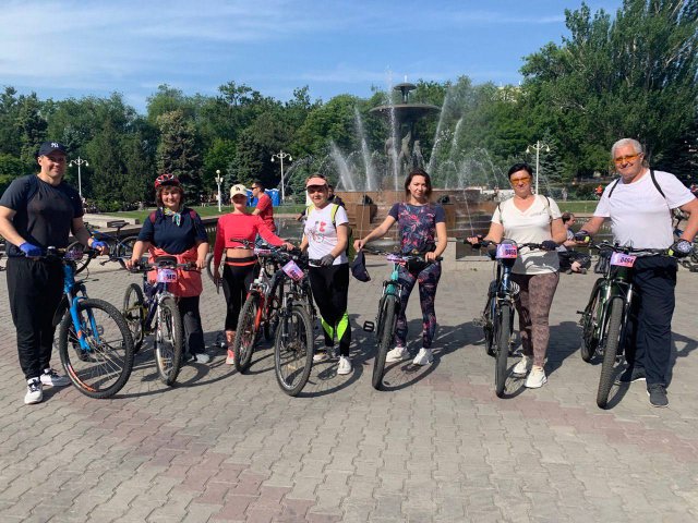Жители Азовского района приняли участие в Ростовском велопараде