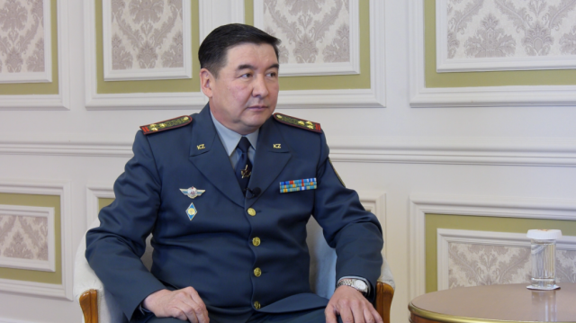 Возраст выхода на пенсию поднимут военнослужащим в Казахстане