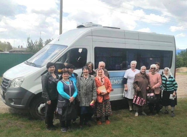 В Азовском районе работает мобильная бригада «Демография»