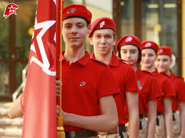 До конца этого года в азовских средних школах и лицее появятся отделения  общественного движения «Юнармия». 