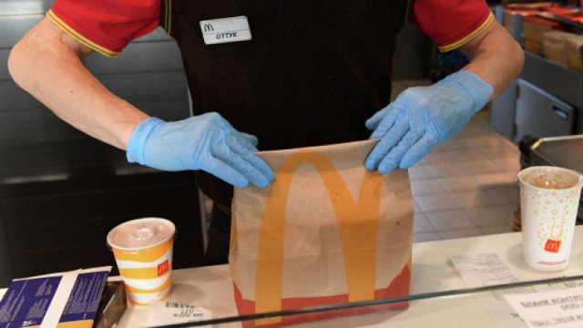 Рестораны McDonald’s приостановили работу в Казахстане