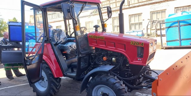 Для МБУ «Городское благоустройство» приобрели новый трактор