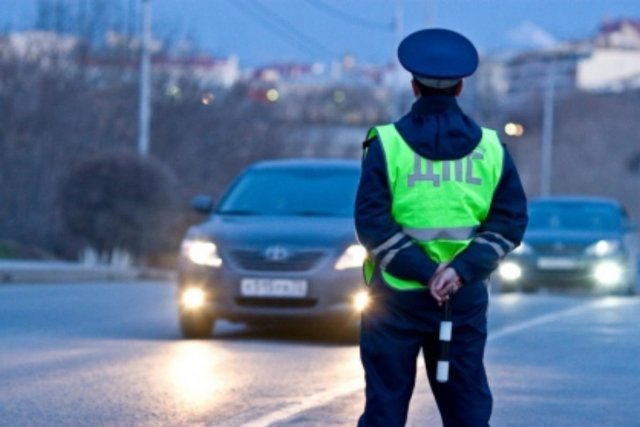В Азове троих автомобилистов могут лишить водительских прав