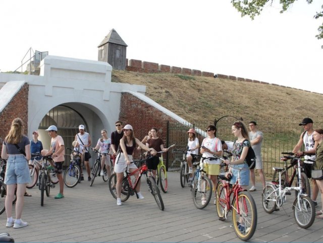 Сразу две велоэкскурсии по историческим местам Азова запланированы на эти выходные.
