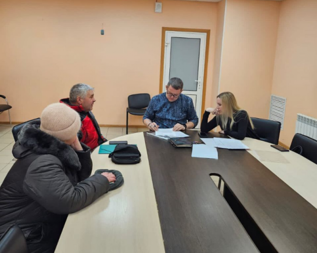 Нерюнгринский городской совет депутатов работает с обращениями граждан