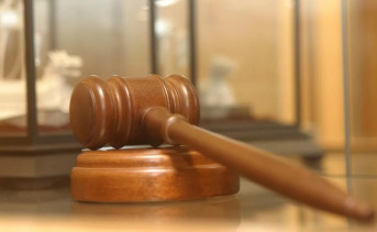 Жительнице Азовского района за драку с мужем дали условно 